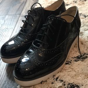 Nine West GUC (good used condition) Vinata lace up Women’s oxfords